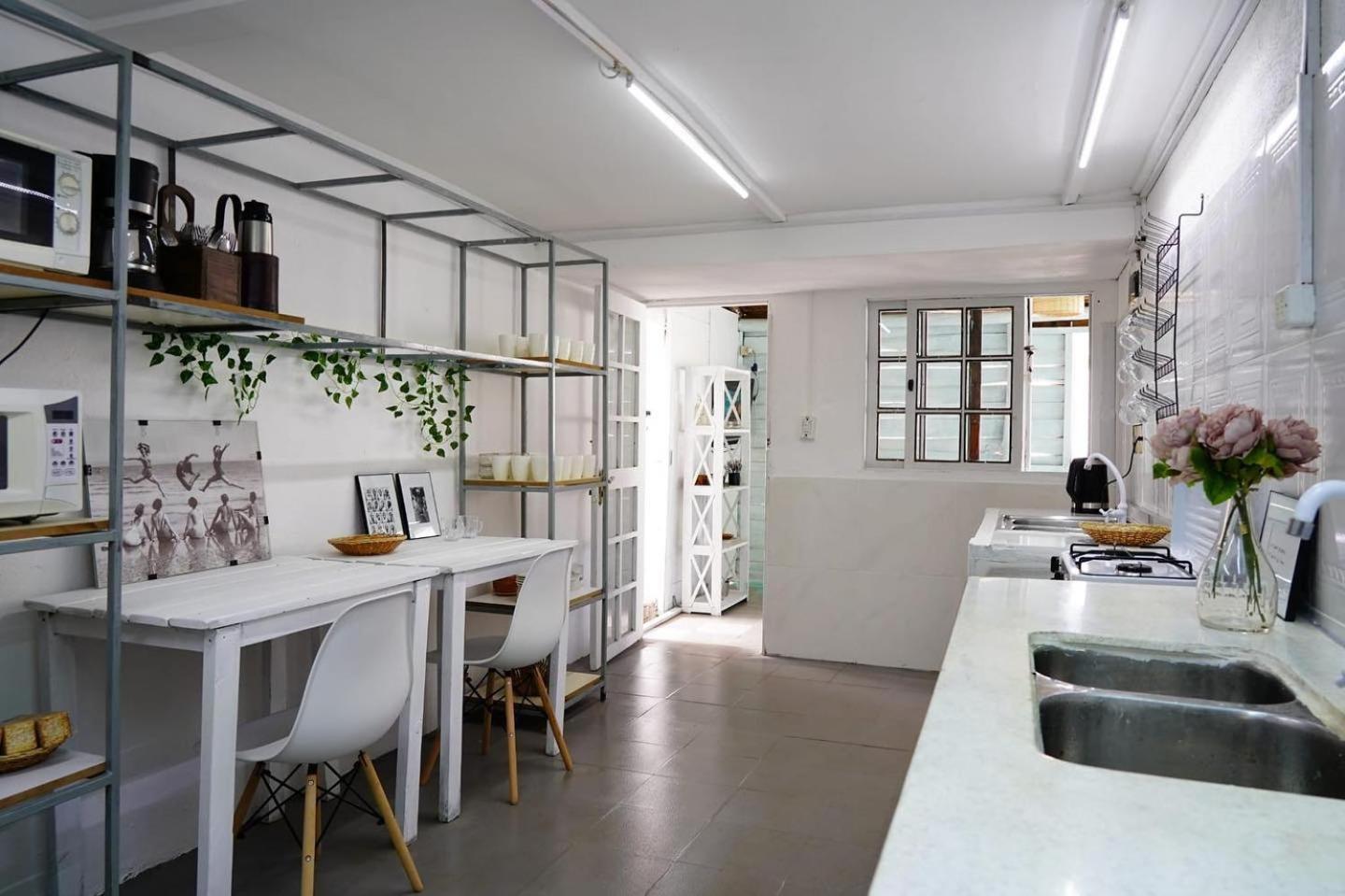 פונטה דל דיאבלו Hue Hostel מראה חיצוני תמונה